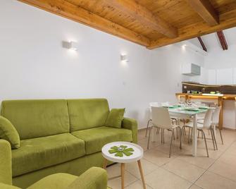 The Heart and Soul of Rijeka - Rijeka - Salon