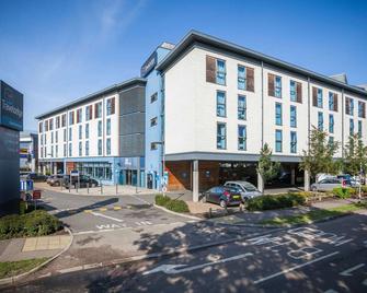 Travelodge Borehamwood - Borehamwood - Budova