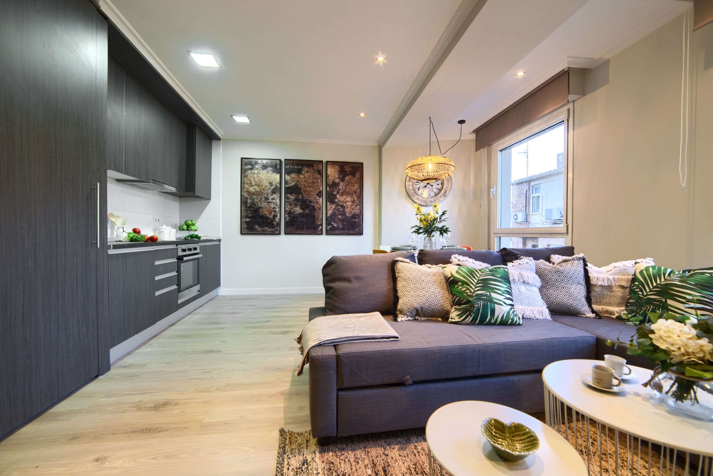 Apartamentos4U Tudela Plaza Parking Incluido - تطيلة - غرفة معيشة