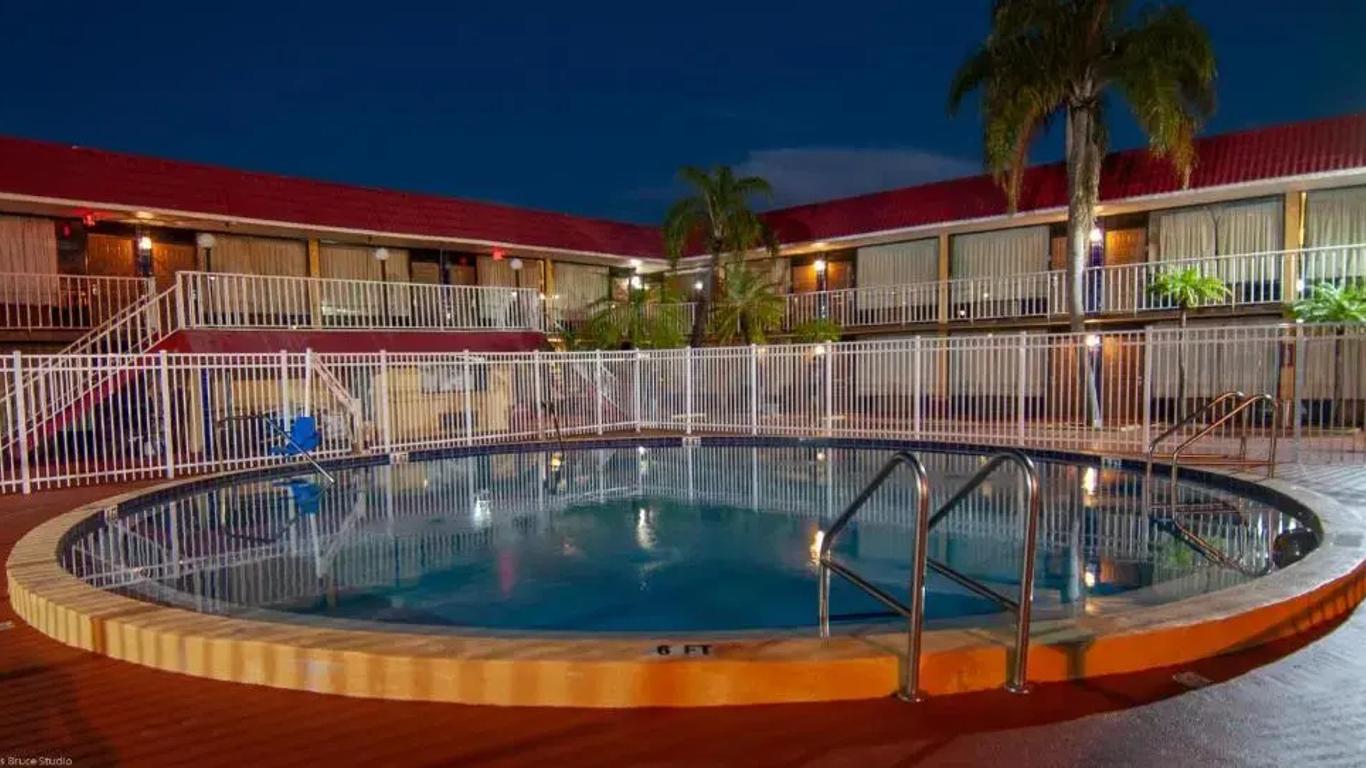 Express Inn And Suites
