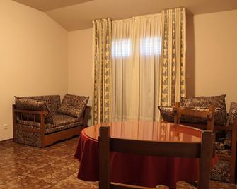 Hostal Las Vegas - Cangas do Morrazo - Sala de estar