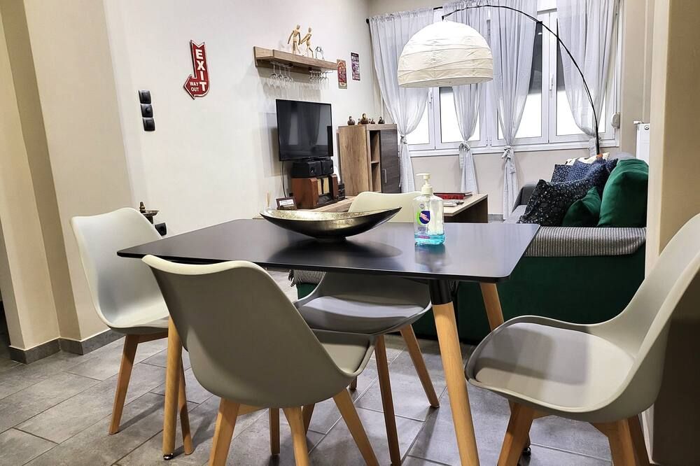 Zeus Stylish Luxury Business Suite In The Heart Of Athens - אתונה - חדר אוכל