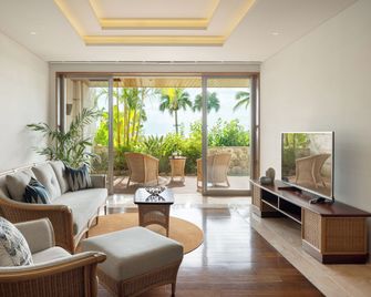 The Ubufuru Ishigaki - Ishigaki - Living room