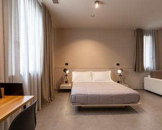 Amare Suite & Apartments - Bellaria-Igea Marina - Habitació