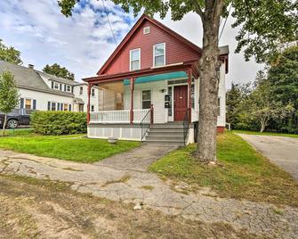 Updated Vintage Apartment 1/2 Mi to Main St - Keene - Edificio