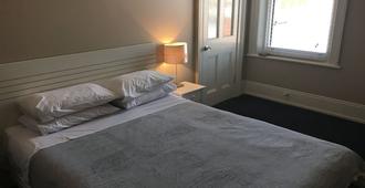 Sporties Hotel - Launceston - Bedroom