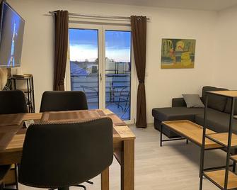 Haus Langweid im Inntal -Holiday apartment \'Aurelia\' (two rooms with kitchen) - Neubeuern - Dining room