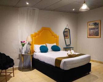 Hotel Brunette - Santa Ana - Habitación
