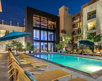 1 Bd - 1 Br Lux West Hollywood: Pool/Parking/Gym - Los Angeles - Pool