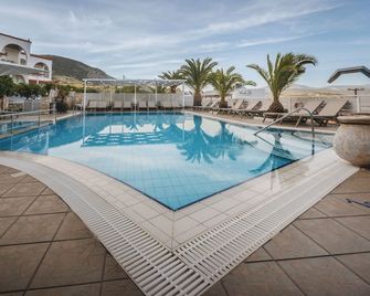Aretousa - Tolo - Pool