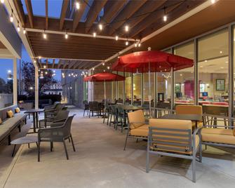 Home2 Suites by Hilton Greenville Airport - גרינוויל - בניין