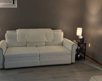 Fireflies and night skies! - French Lick - Living room