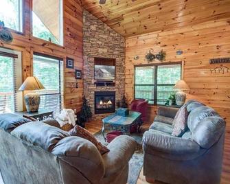 Our Mountain Getaway - Sevierville - Вітальня