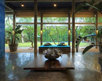 Saffron & Blue - Kosgoda - Lobby