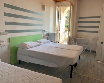 Vernazza Rooms & Apartments - Vernazza - Schlafzimmer