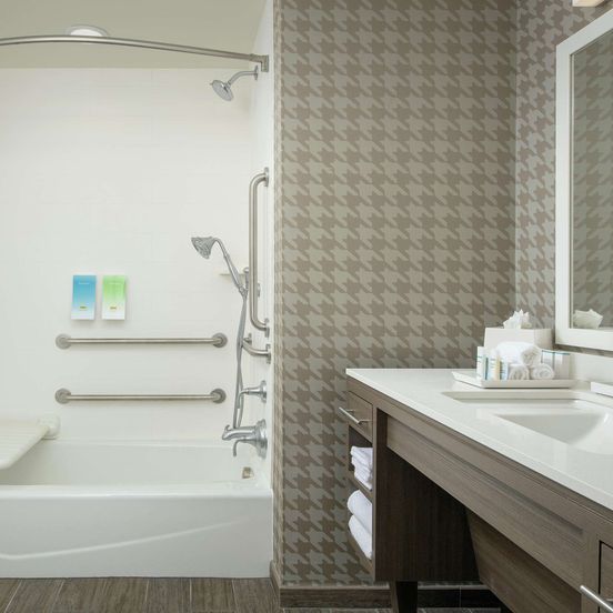 Bathroom view of Home2 Suites by Hilton Edison