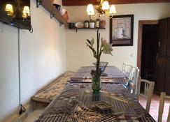 Self catering Lindos Huespedes for 40 people - Gallegos de Hornija - Jadalnia