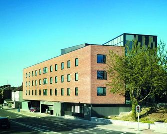 Yugo Explore - Broadstone Hall - Dublín - Edificio