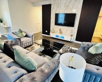 Comfort house - Cullman - Living room