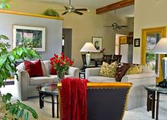 Zion Nat. Park, Springdale Upscale Villa for Two - Springdale