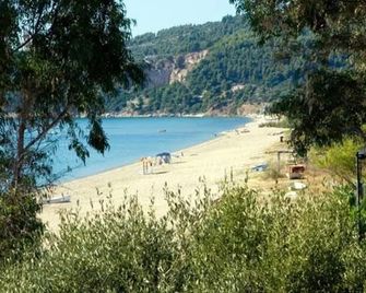 Villa Twins - Salonikiou