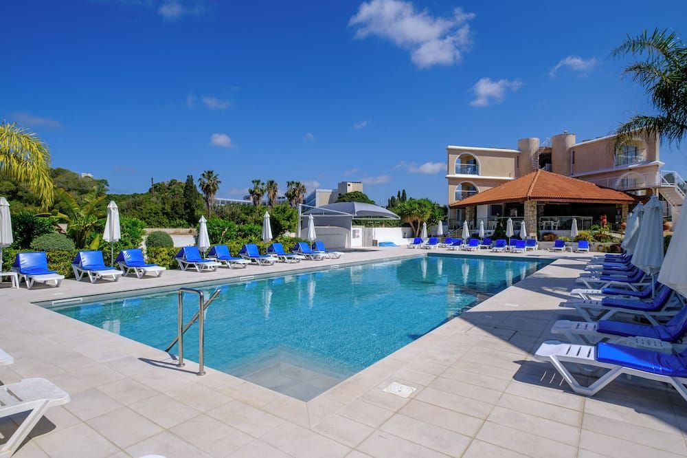 Pandream Hotel Apartments - פאפוס - בריכה