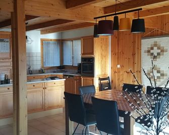 Chalet full south, 8/9 people 5 'tracks and all amenities - Saint-Chaffrey - Cuisine