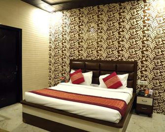 Hotel Holy City - Amritsar - Bedroom