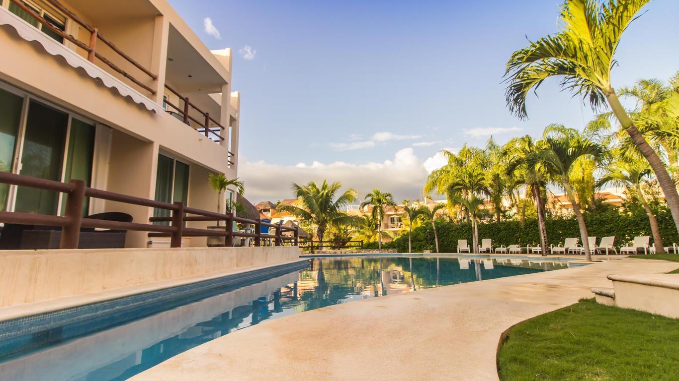 Coral Maya Stay Suites