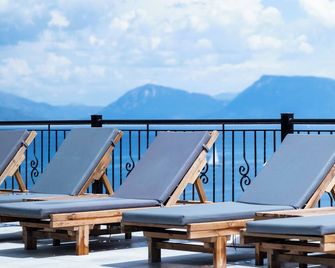 Aliki Hotel - Nikiana - Balkon