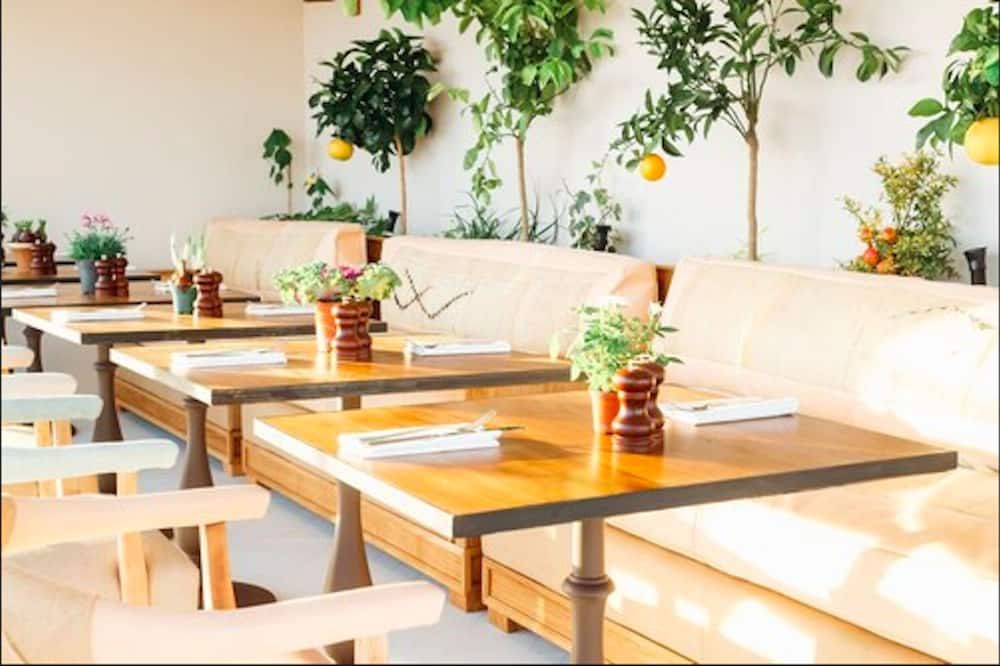 أسيمبلي ليسيستر سكوير - لندن - مطعم