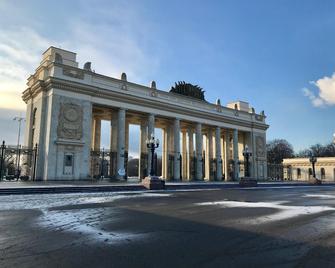 أبلسين أون دوبروفكا - موسكو - مبنى