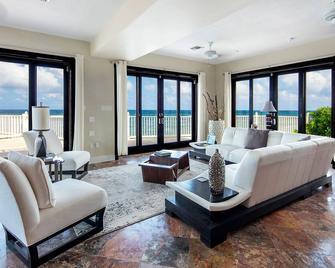 Kitocay - North Side - Living room