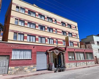 Solsticio Copacabana - Copacabana - Edificio