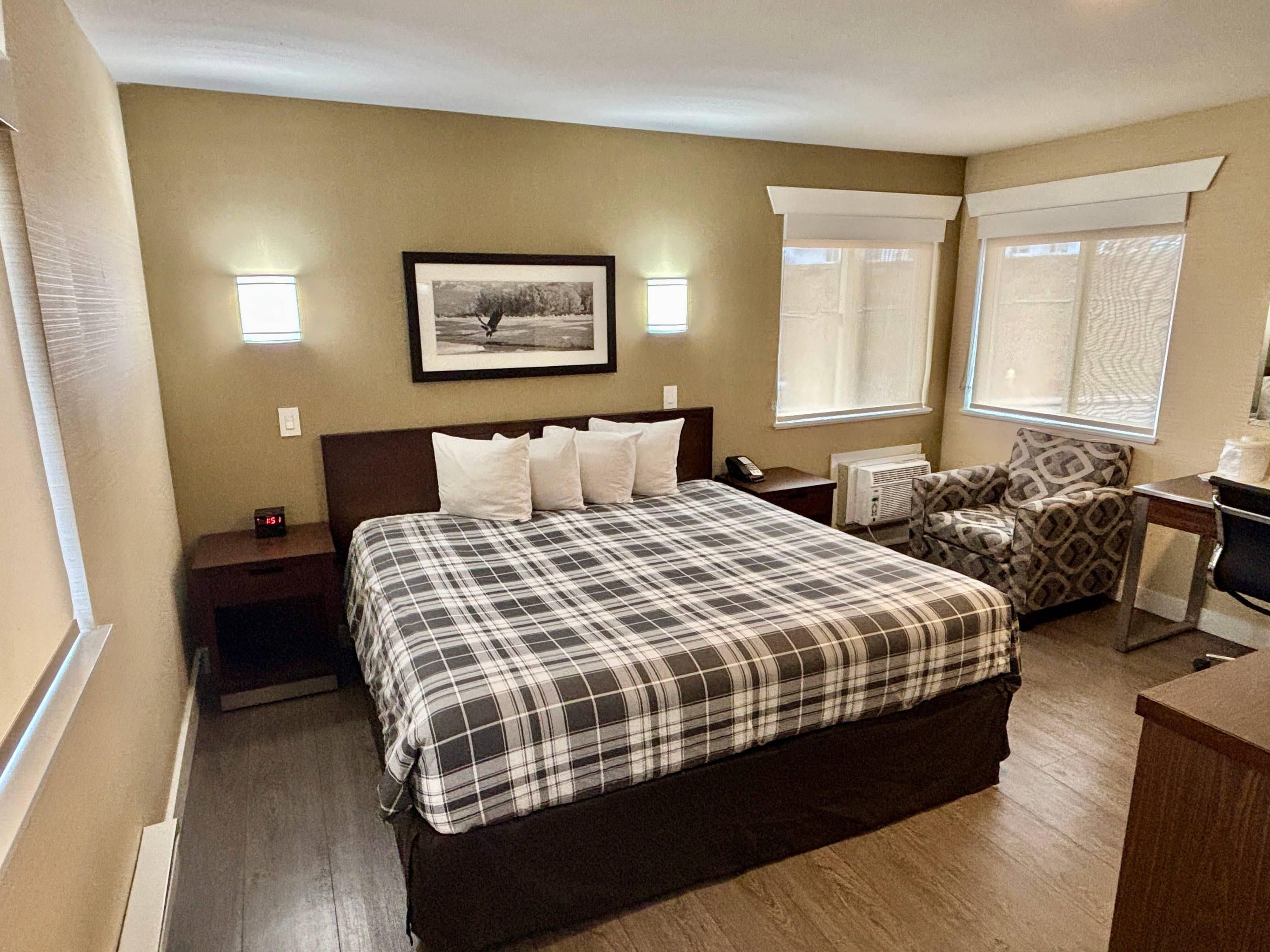 Rodeway Inn & Suites - קאמלופס - חדר שינה
