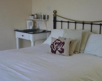 Mill Farm - Exeter - Bedroom