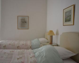 Château D'esparron - Gréoux-les-Bains - Κρεβατοκάμαρα