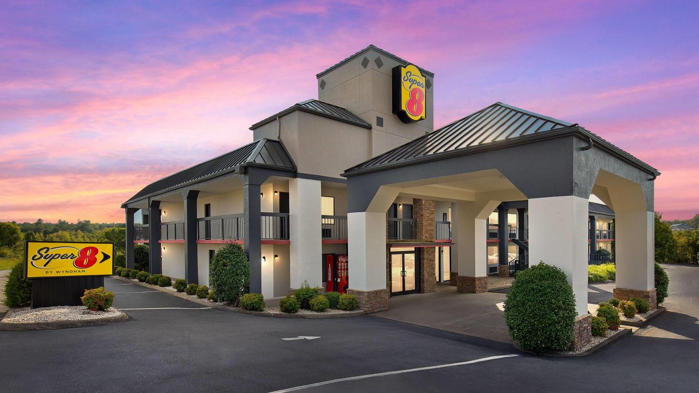 Super 8 by Wyndham Bulls Gap Greeneville Area