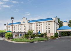 Comfort Inn & Suites - Thomson - Gebouw