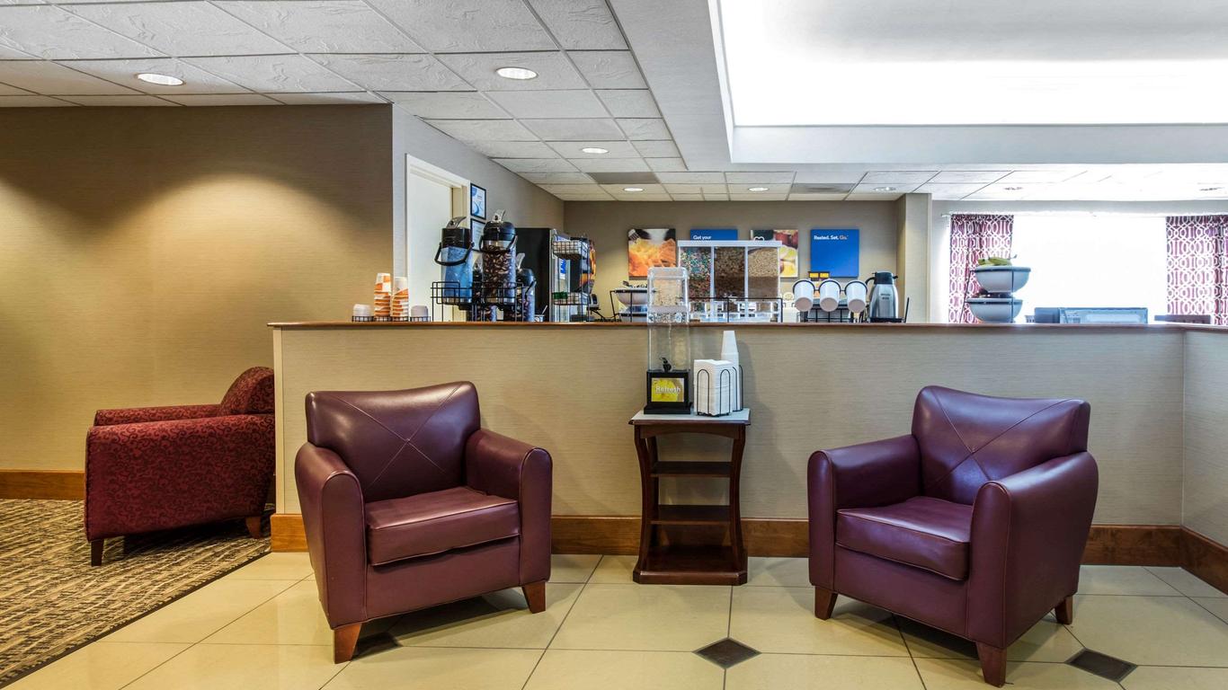 Comfort Inn & Suites