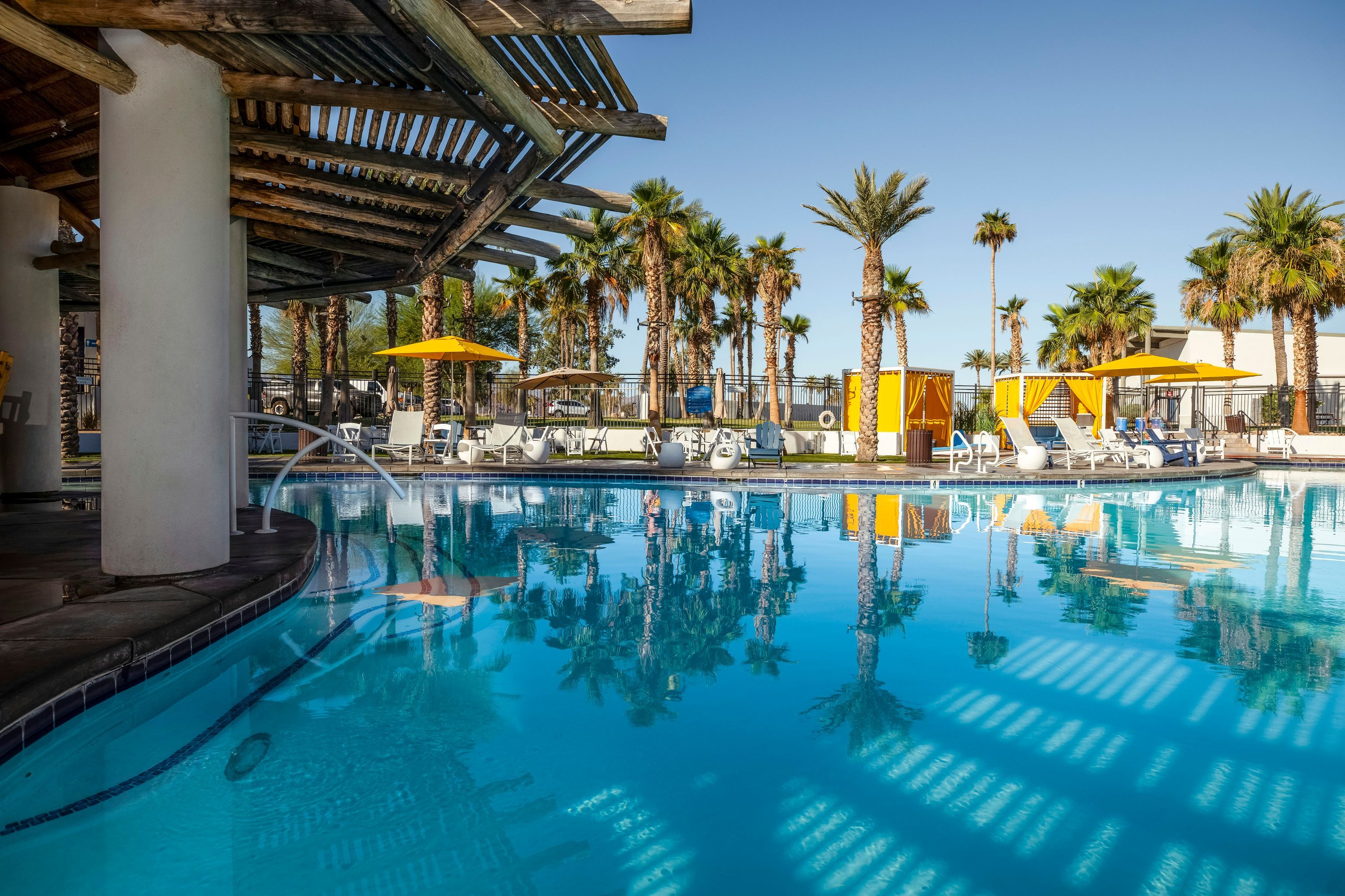 The Nautical Beachfront Resort - Lake Havasu City - Piscine