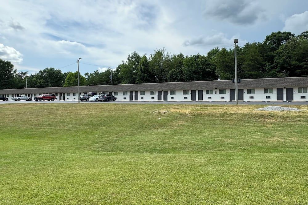 Economy Inn - Crossville