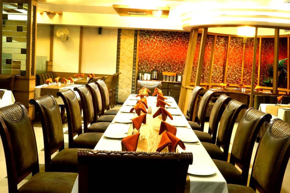 Hotel Meera - Raipur - Restaurante
