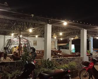 Vijitporn House Hotel - Mae Hong Son - Restaurant