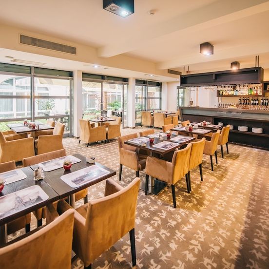 Restaurant view of Buda Castle Hotel Budapest