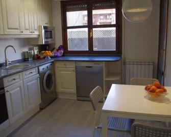 Pleasant and centrally located apartment well situated for exploring La Rioja - Calahorra - Keuken