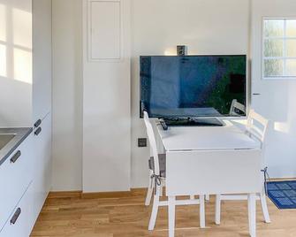 Amazing Home In Mariefred With Kitchen - Mariefred - Їдальня