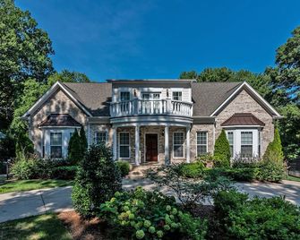 Luxury Guest Apt next to Uptown, Fine Dining, Greenway and Parks - Charlotte - Bâtiment