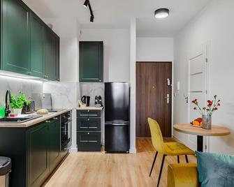 Shortstaypoland Komputerowa (B148) - Warsaw - Kitchen