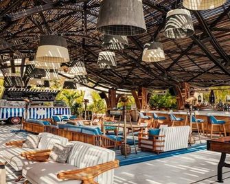 Grand Mayan, Cirque Du Soleil, Estates, Golf, And More In Mexico !!! - San Jose del Cabo - Restoran